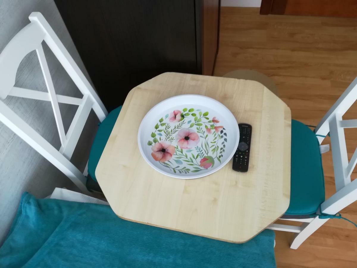 Pokoje Goscinne Jutrzenka 斯瓦热沃 外观 照片