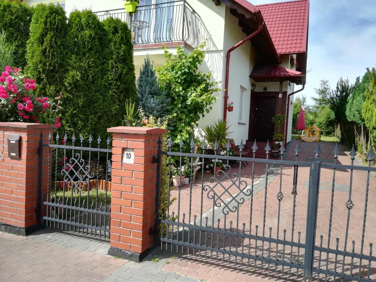 Pokoje Goscinne Jutrzenka 斯瓦热沃 外观 照片